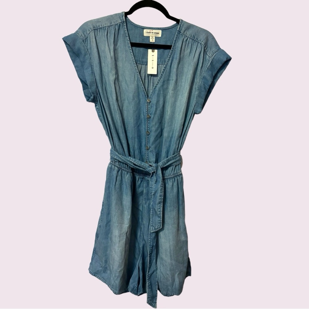 🌸 Cloth And Stone Elastic Waist Chambray Romper